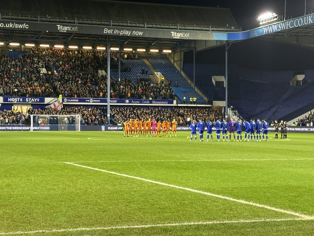 Owlsonline's tweet photo. After a minute applause to remember those from the #swfc family and Hull City family… it’s time for kick off. https://t.co/UYKHHUlSCd