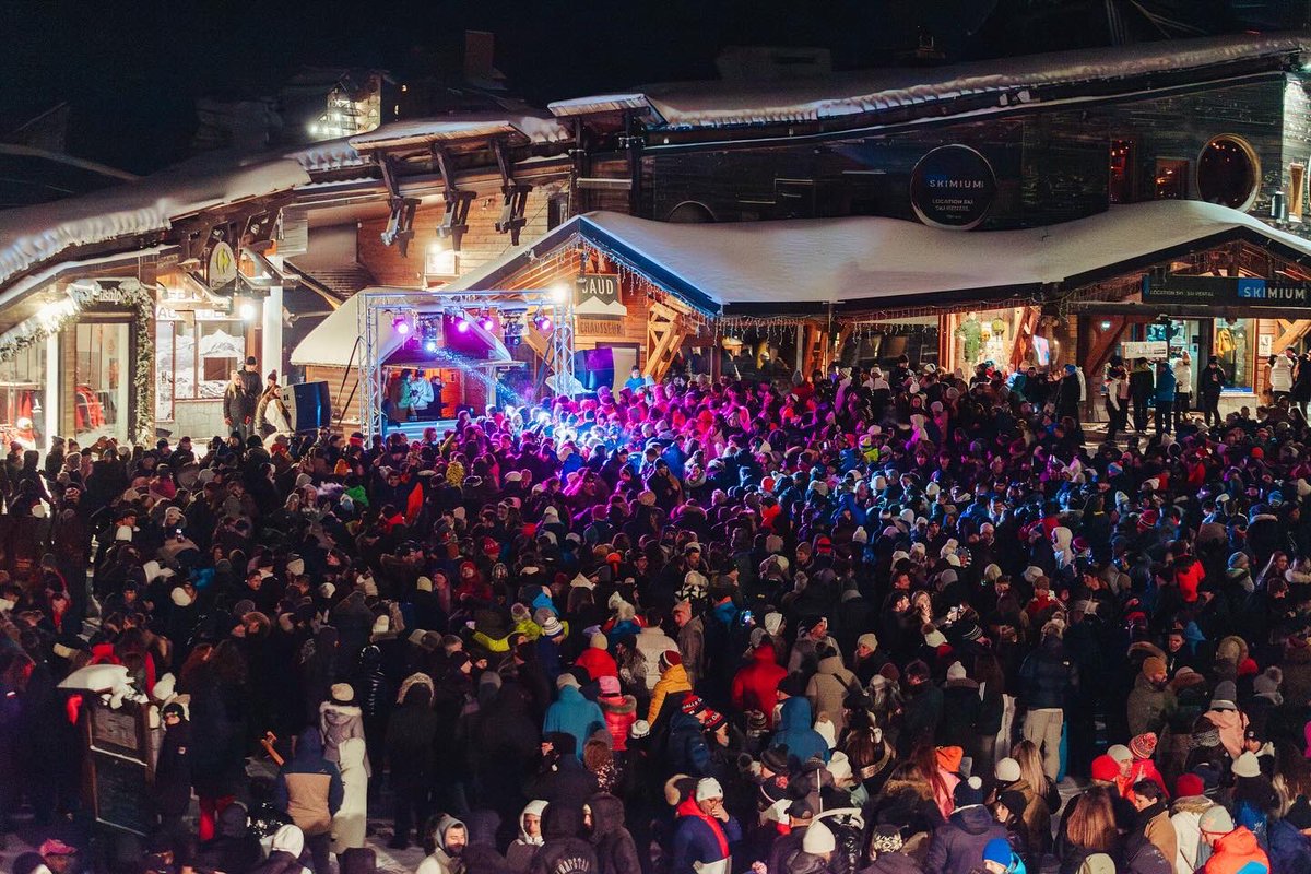 Et une bonne année à tous ✌️🎊
Qu’elle soit pleine de neige et de bons moments ❄️✨