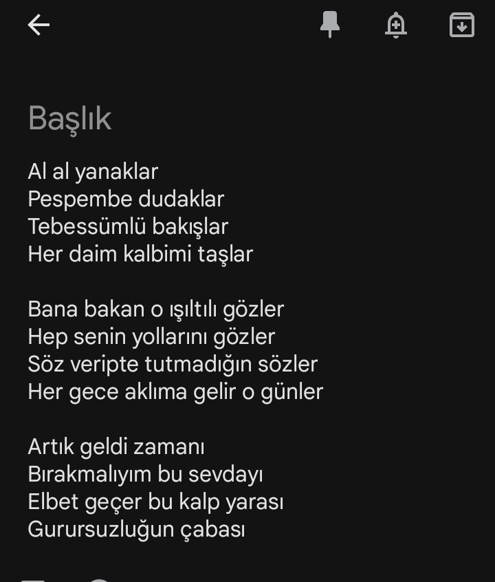 Acaba şair falan mı olmalıydım diye düşünmüyorum değil