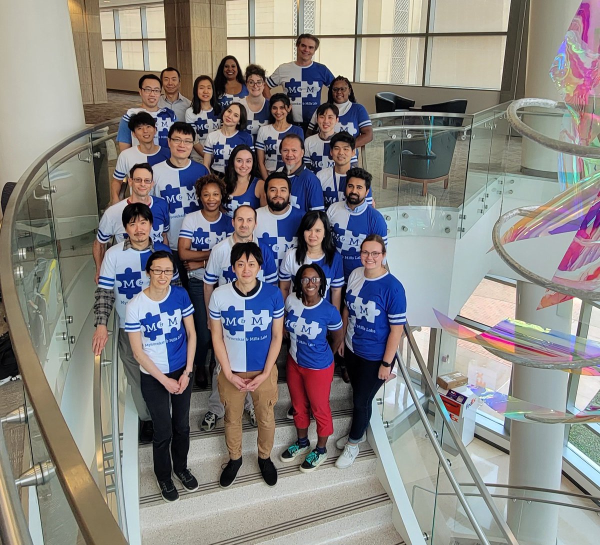 MysorekarLab's tweet image. Happy New Year #2024🎊🎊🎊 ! Looking forward to great #science and #teamwork with @MysorekarLab and @millsjc67  teams @BCMDeptMedicine @BCMGradSchool @BCM_MSTP !