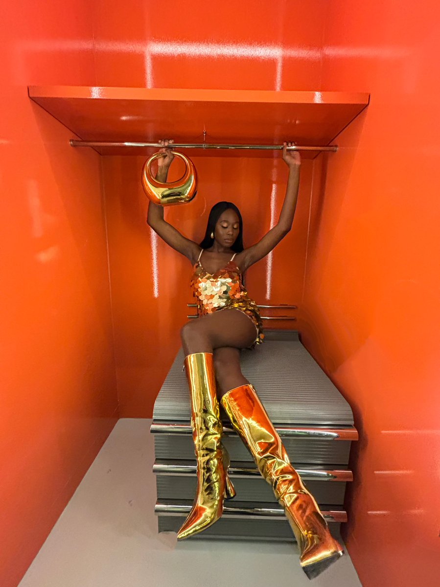 HAPPY NEW YEAR! 🪩🧡 

Had the best time performing at the <a href="/WAmsterdamHotel/">W Amsterdam</a> Midnight ball last night !

Thank you for all the support throughout 2023, looking forward to sharing what’s next in this chapter xox