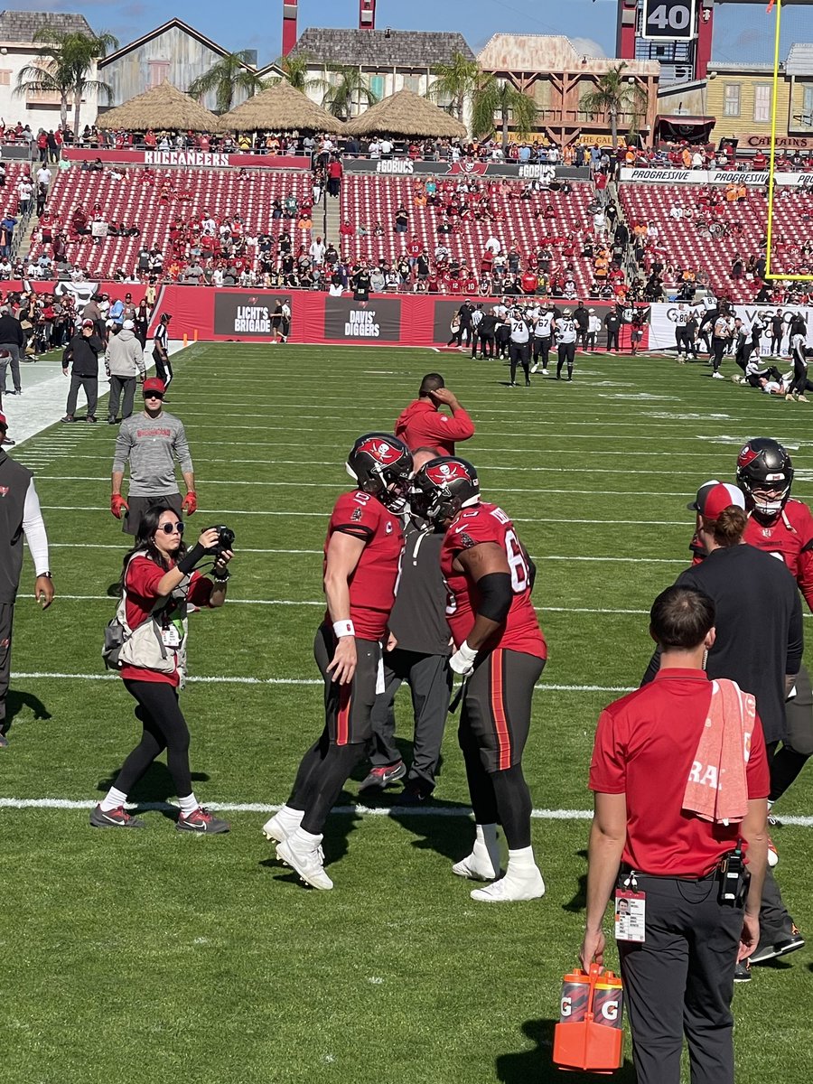KimDavis320's tweet photo. @Buccaneers @bakermayfield @sinjen66 https://t.co/JObrsf8jHb