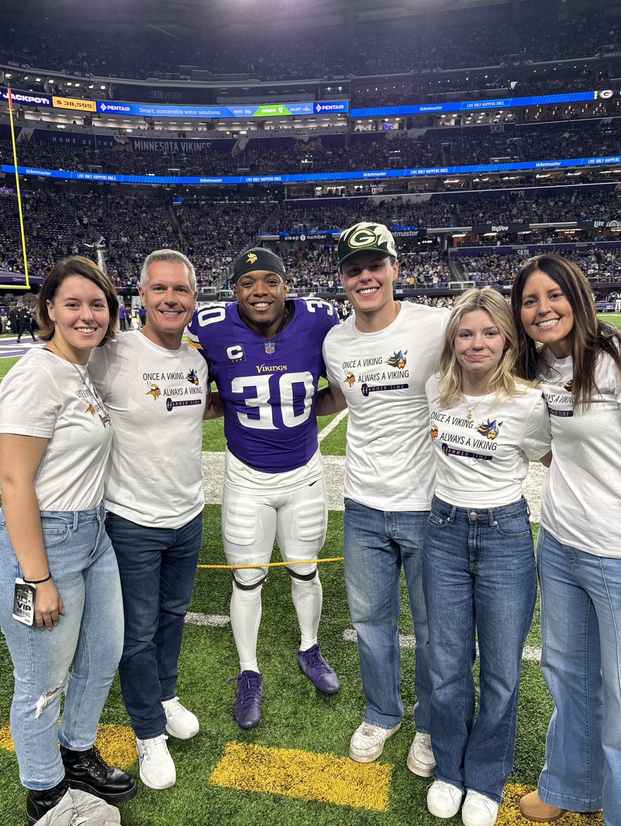 CJ Ham (@cjham28) on Twitter photo Didn’t get the W last night, but still a special night! Got my coach <a href="/CoachOJ_/">Jerry Olszewski</a> to a game for the first time in 8 seasons! This man truly believed in me and was the first one to help me realize I could play at the next level! A moment I’ll never forget! 💙 #FightOn #GoAugie Didn’t get the W last night, but still a special night! Got my coach <a href="/CoachOJ_/">Jerry Olszewski</a> to a game for the first time in 8 seasons! This man truly believed in me and was the first one to help me realize I could play at the next level! A moment I’ll never forget! 💙 #FightOn #GoAugie