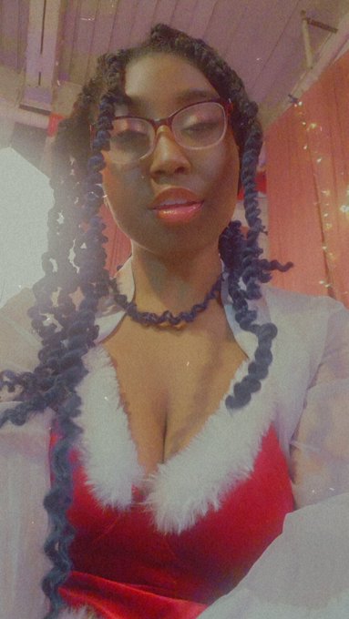 Is it too late to sit on your lap https://t.co/0PsNyRdZ5o<a href="/tag/nsfwaudio"class="tags"><span>#nsfwaudio</span></a><a href="/tag/nsfwtw"class="tags"><span>#nsfwtw</span></a>