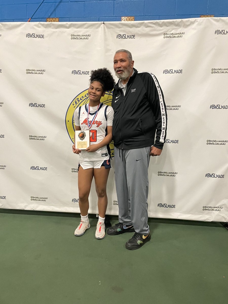 Made all tournament team at the Boo William’s Holiday Classic. #freshmanyear 💙🧡