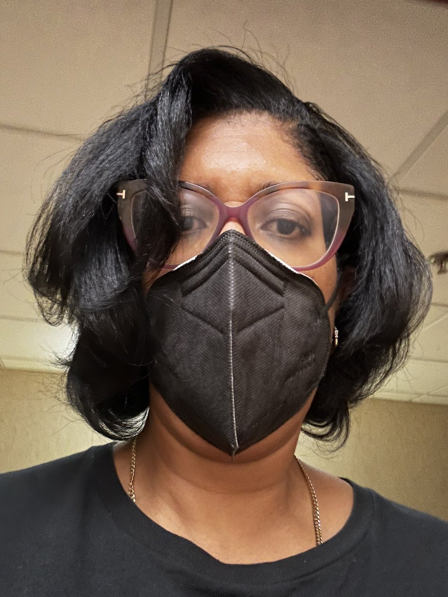 cclareMDMPH's tweet photo. @safe_breathe @Megastar271 #throwback #maskselfie https://t.co/cvT5514bbT