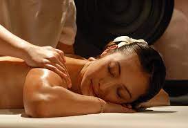 Freedmassage's tweet photo. If you are feeling exhausted, please contact me!  Professional Chinese and Thai massage and cupping services!  Free doorstep!  At your service 24 hours a day!🥰📷：+966 50 184 0351 #riyadh_massage #RiyadhMassageNow #riyadh_massage_vip #riyadh_dating #RIYADH_VIP_MASSAGE https://t.co/vABaNPscnq