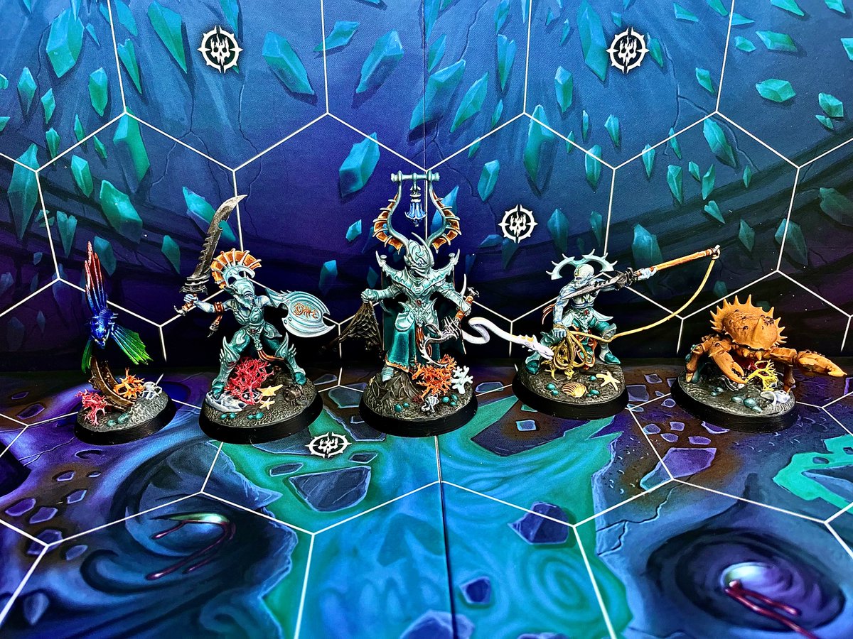 W4Rmachine7's tweet photo. Some Underworlds Warbands that i’ve managed to paint including Elthain’s Soulraid who were my New Years’ project. Appeasing the fish gods this year 🐠 👨‍🎨 #WarhammerCommunity #paintingwarhammer #ageofsigmar #paintingminiatures #warmongers #WarhammerUnderworlds https://t.co/b5i4uFwbfC