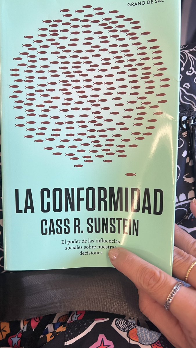 MariaDPemberthy's tweet image. My first #book this #Year2024 Cass Robert Sunstein #behavioraldesign #behavioraleconomics #socialmedia