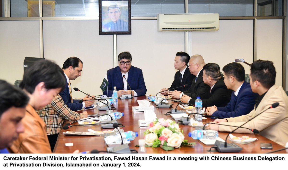 A Chinese Business Delegation called on the Caretaker Federal Minister for Privatisation, Fawad Hasan Fawad today at Privatisation Division, Islamabad. Details available at privatisation.gov.pk/NewsDetail/MmV… @GovtofPakistan @fawadhasanpk