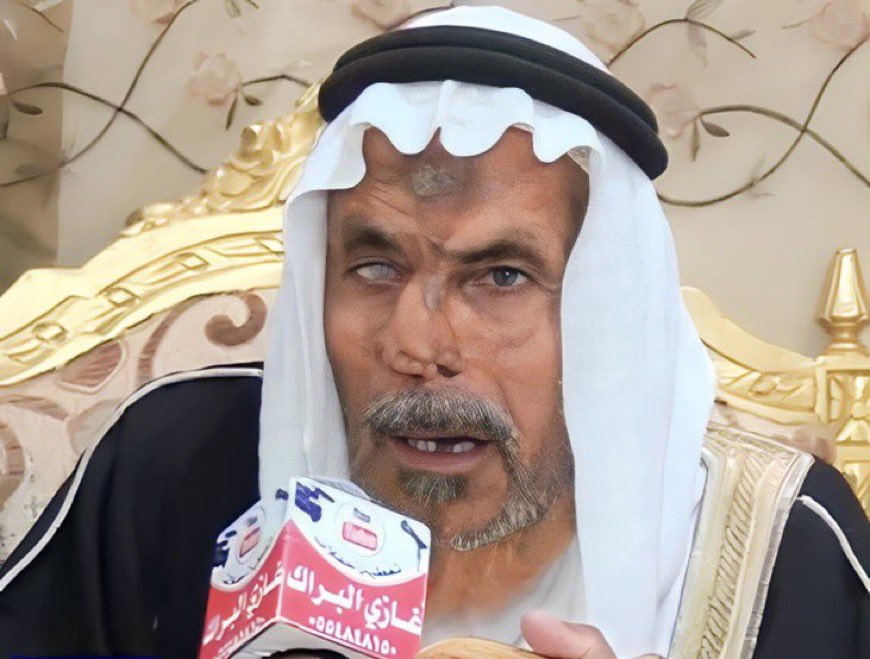 _ABD97's tweet photo. ثريد:

قصة عويد الرشيدي و المعركه الي دارت بينه وبين الذيب ،وكيف قدر يقىًل الذيب بدون سلاح🔞☠️: https://t.co/QQaivblakB