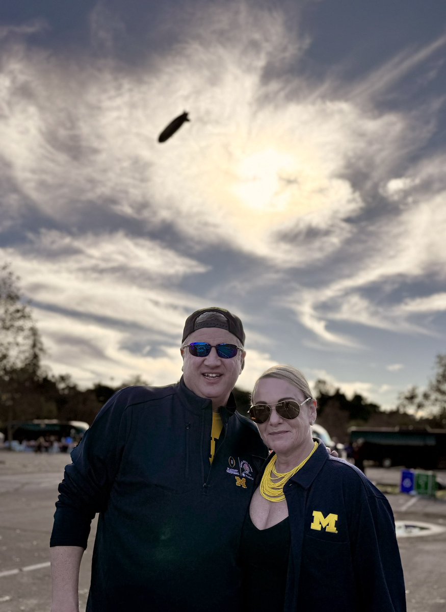 #GoBlue DerekJStevens #RoseBowl