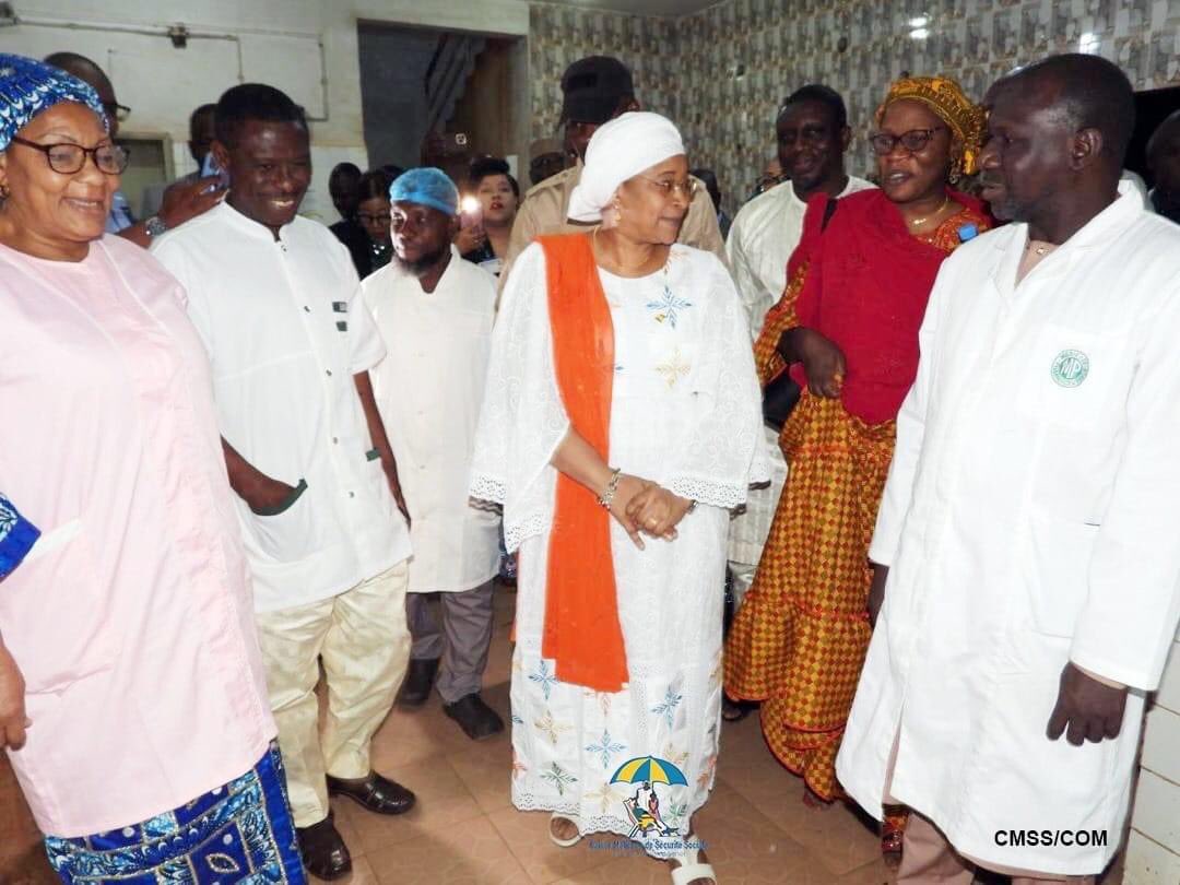 CMSS_Mali's tweet photo. officiant dans les hôpitaux et CSREF de la capitale et de Kati. A travers eux, cette visite du Ministre s’adresse  à l’ensemble du personnel du département de la santé du pays.

Fatoumata Mah Thiam KONÉ et Moulaye Hassane HAÏDARA CCOM-RP/ CMSS https://t.co/Iuf2eOOP8x
