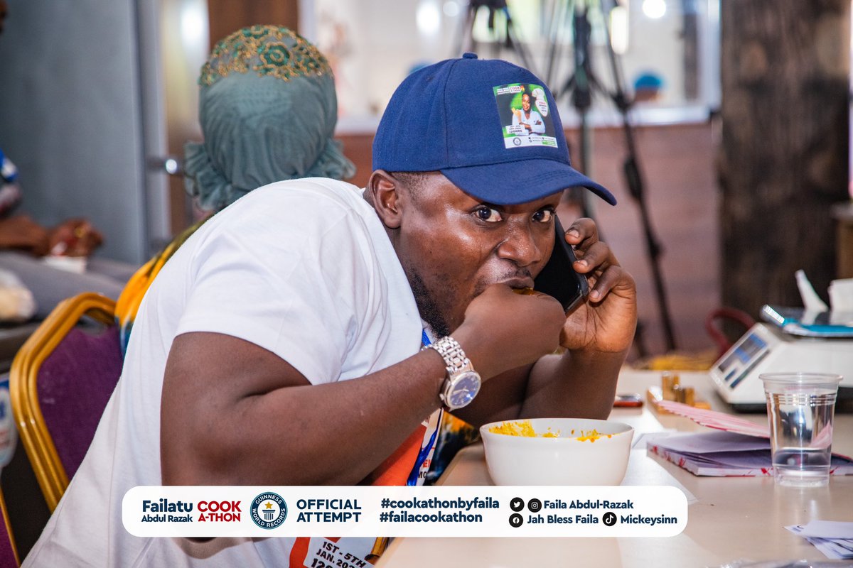 FailaAbdulRazak's tweet image. Seeing everyone enjoy the dishes warms my heart. Food and love truly brought us together. I'm already excited about the next few days. #FAILACOOKATHON #cookathonbyfaila #guinnessworldrecords
