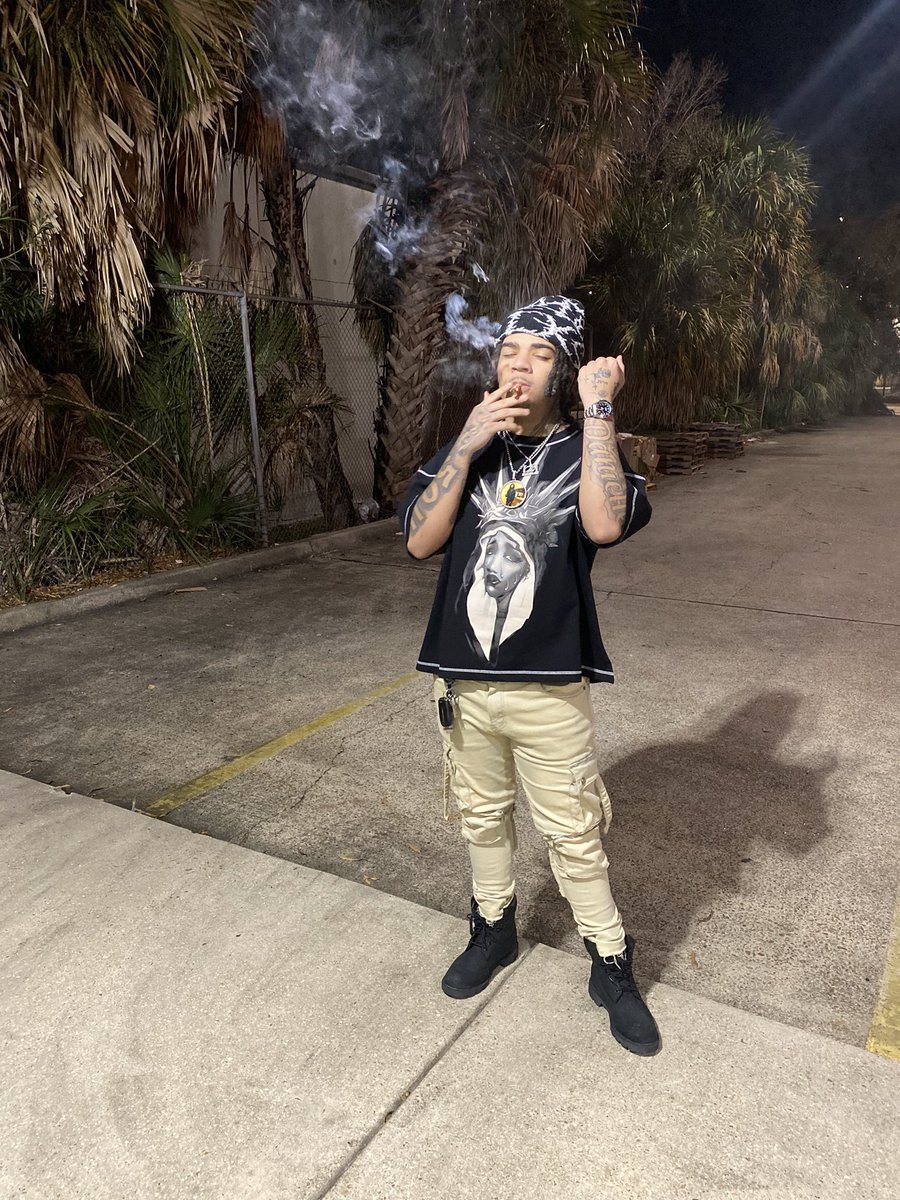 Xnell5's tweet photo. #LLCO💔 #FREELIDUKE🏃🏽 https://t.co/f5ZgZxZ5Bt