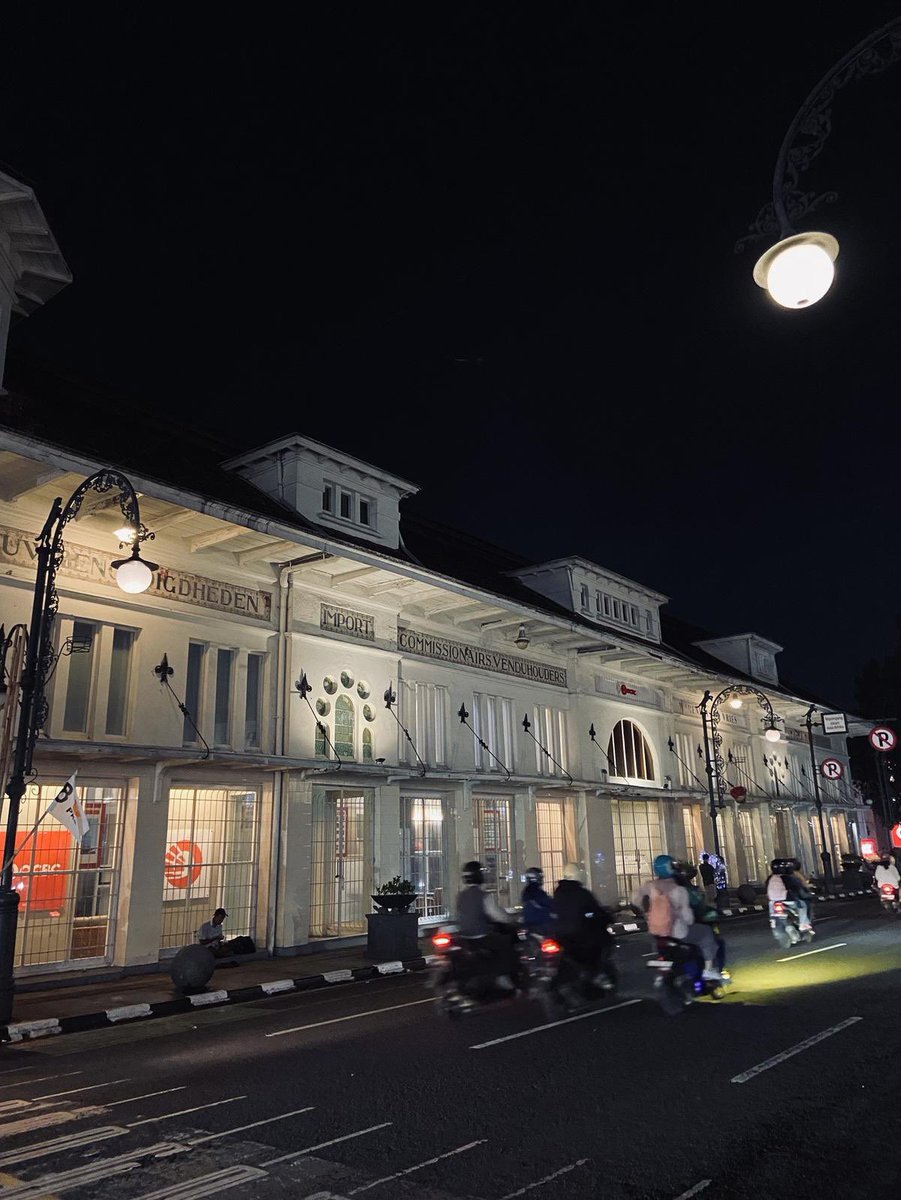 ariyuliando's tweet photo. See U Bandung 
Menyisakan jejak kenangan 👣 https://t.co/s1whN8davH