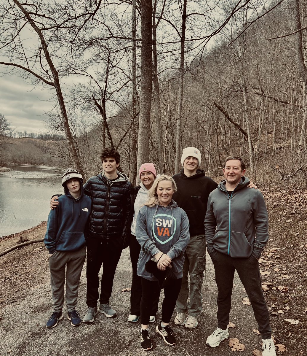 Great first day hike at Clinch River <a href="/VAStateParks/">Virginia State Parks</a>. Happy New Year!