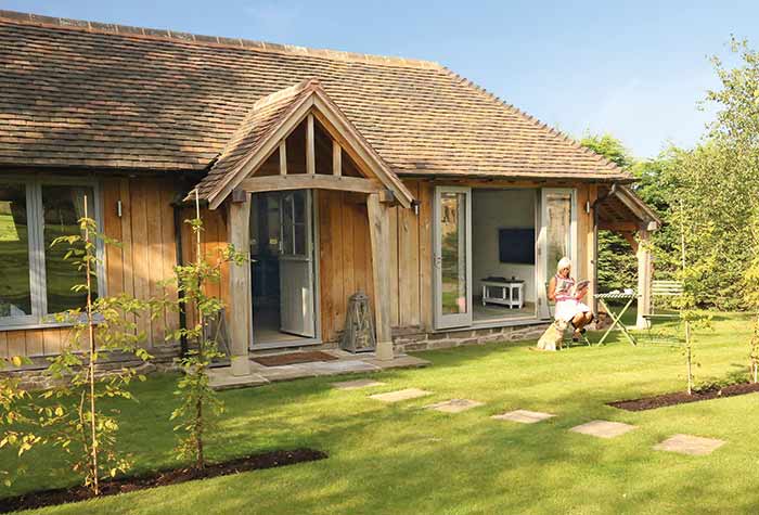 PrimeOakUK's tweet photo. Annexe Designs ❤️
#annexe #oakannexe #guesthouse #homegym #homeoffice #homestudio #workshop #gamesroom #guesthome #grannyannexe https://t.co/CcZhpJtGV5