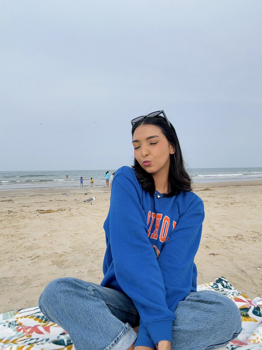 Jan ✨🌙🪞🦢🪷 (@jannetflor18) on Twitter photo 