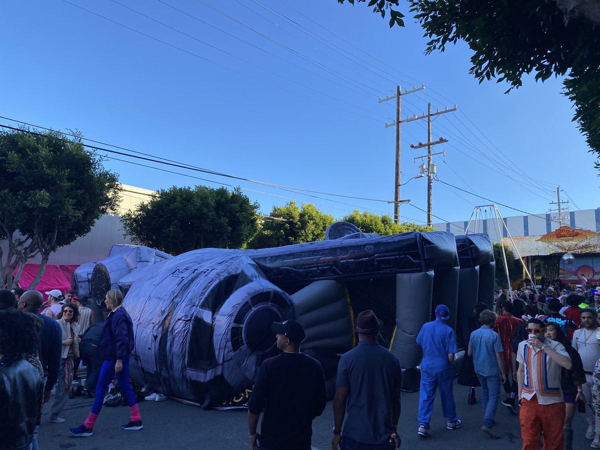 Starting out 2024 by getting my rave on with my favourite people, along with assorted freaks, weirdos and probably some of the worlds leaders in AI.
Yes, that is a Millennium Falcon bouncy house.