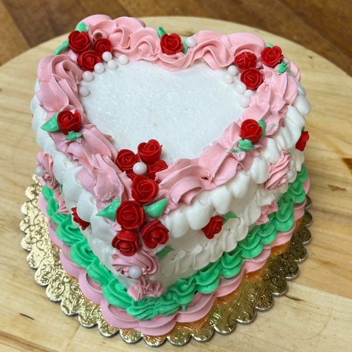 Indulge in the sweet art of celebration! 🍰 ✨ Our bakery specializes in creating exquisite custom cakes tailored to your every occasion. 

#agouravillagebakery #agourahills #agoura #agouracafe