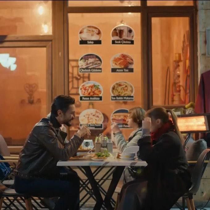 siyahkugu_00's tweet photo. #SevmekZamanı & #Safir
parareli geliyor a dostlar kalem aynı kişiye ait 🤪🧡 #AtGün #FirAn https://t.co/uFLFo7OBDd