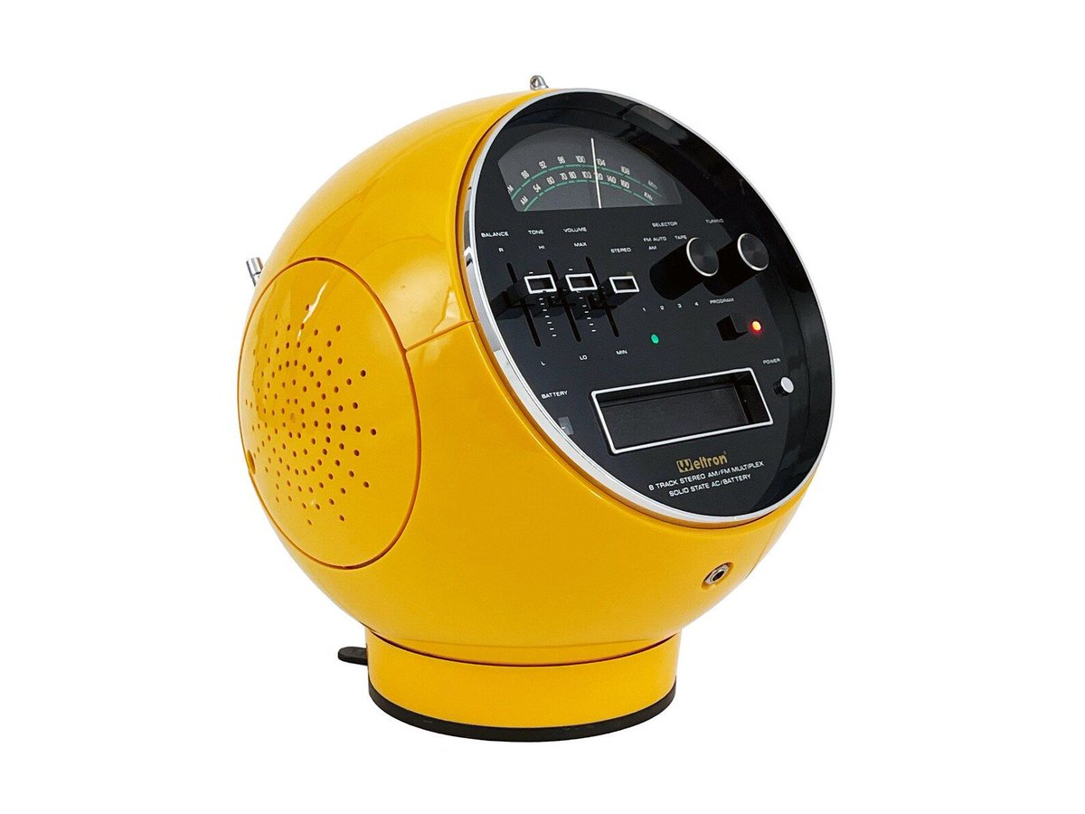 Retro Tech Dreams tweet media