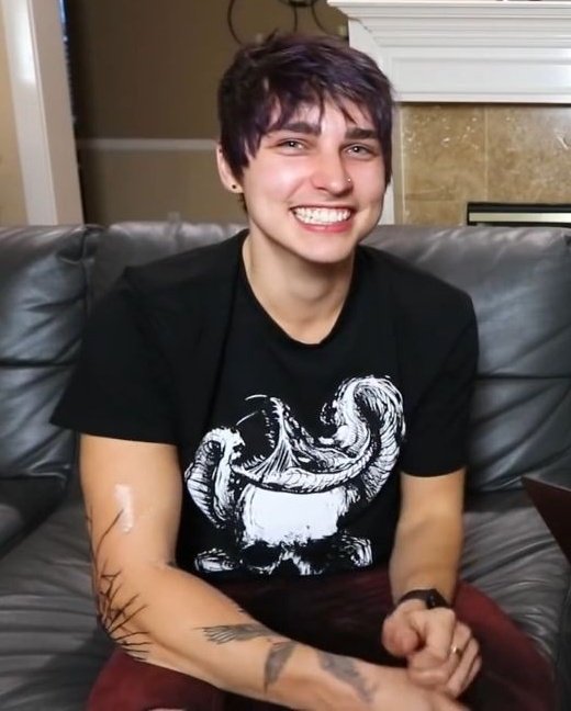 xplrcomfort's tweet photo. wishing the BIGGEST happy birthday to our incredible Colby!!!!

here's to year 27! I hope you recieve all the happiness you deserve. may today make you smile 😊🎂🎉

@ColbyBrock https://t.co/jDOlEzalhk