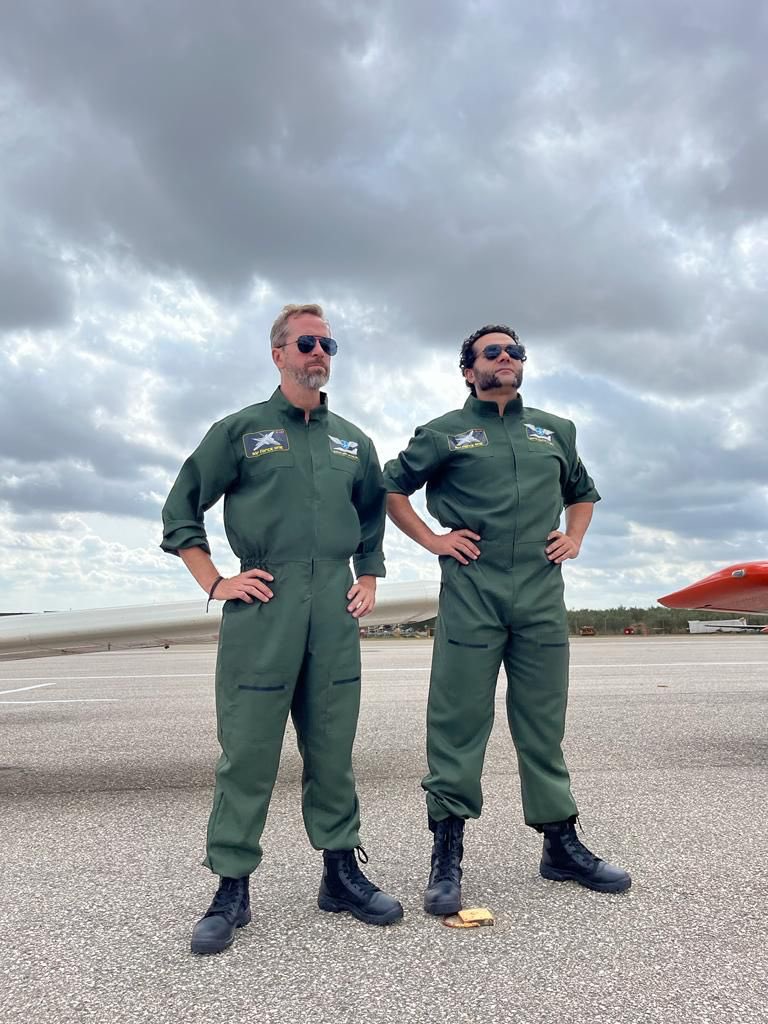 🔴Para los que seguís el programa desde fuera de Andalucía, aquí os dejamos el enlace para verlo en directo:

📡 youtube.com/live/P3FhO1UUG…
 #EntreCompadres22

📲#EntreCompadres22