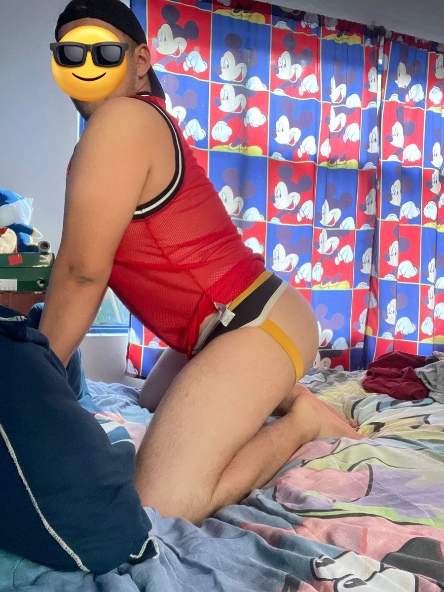 CuernaInter's tweet photo. Feliz año nuevo 🍆🍑❤️😈 https://t.co/laNNbjXtk2