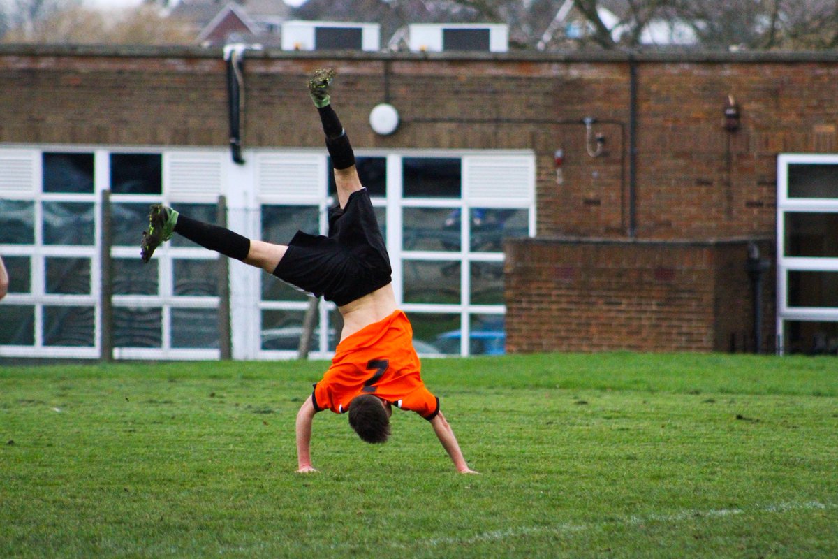 ZachForster4_'s tweet photo. First full year behind a camera and here are four of my favourite frames from shooting Scarborough Sixth Form College games 📸

@S6F 

#Scarborough #S6F #Sportsphotography https://t.co/fijX83UWZM