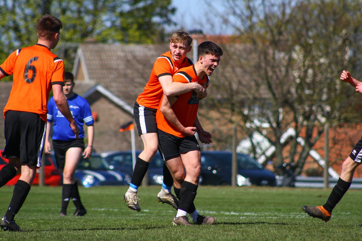 ZachForster4_'s tweet photo. First full year behind a camera and here are four of my favourite frames from shooting Scarborough Sixth Form College games 📸

@S6F 

#Scarborough #S6F #Sportsphotography https://t.co/fijX83UWZM