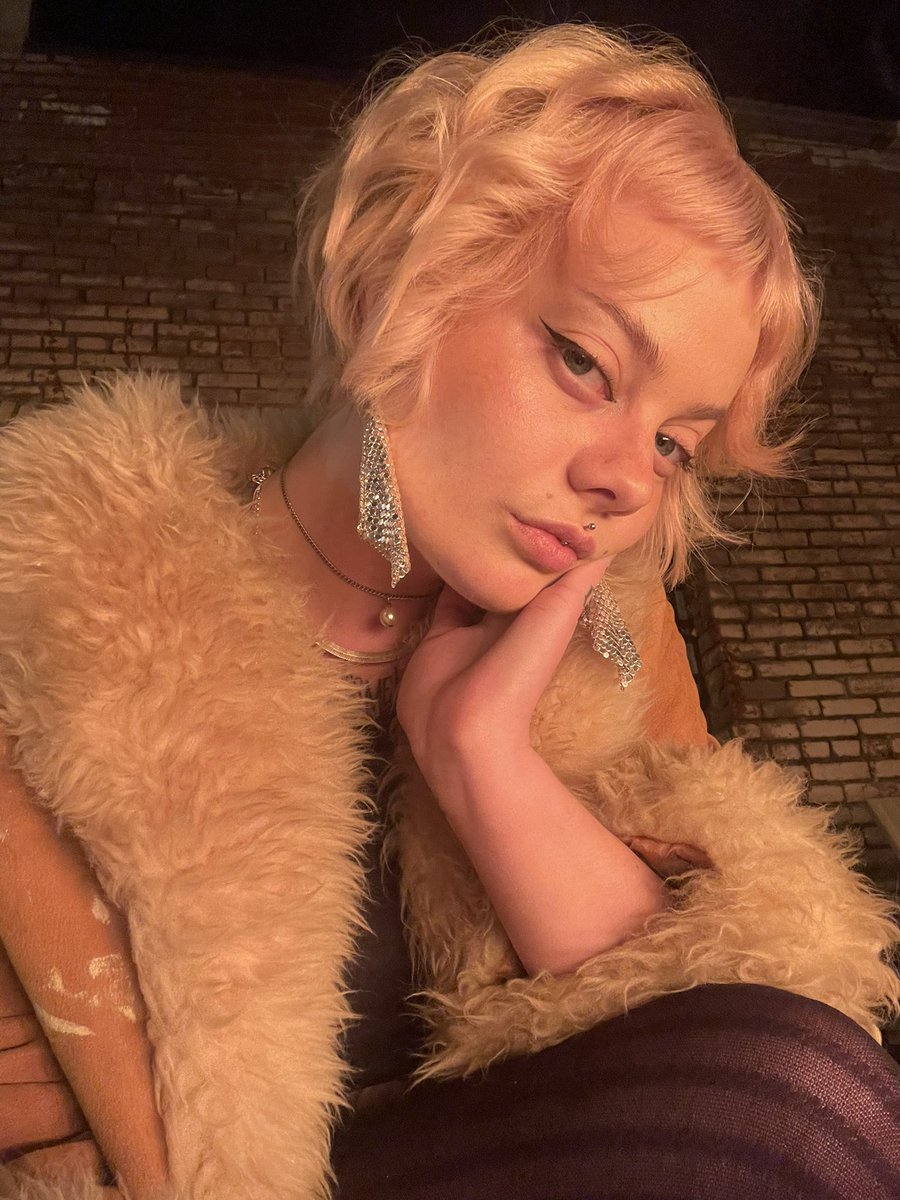 chlown tweet media