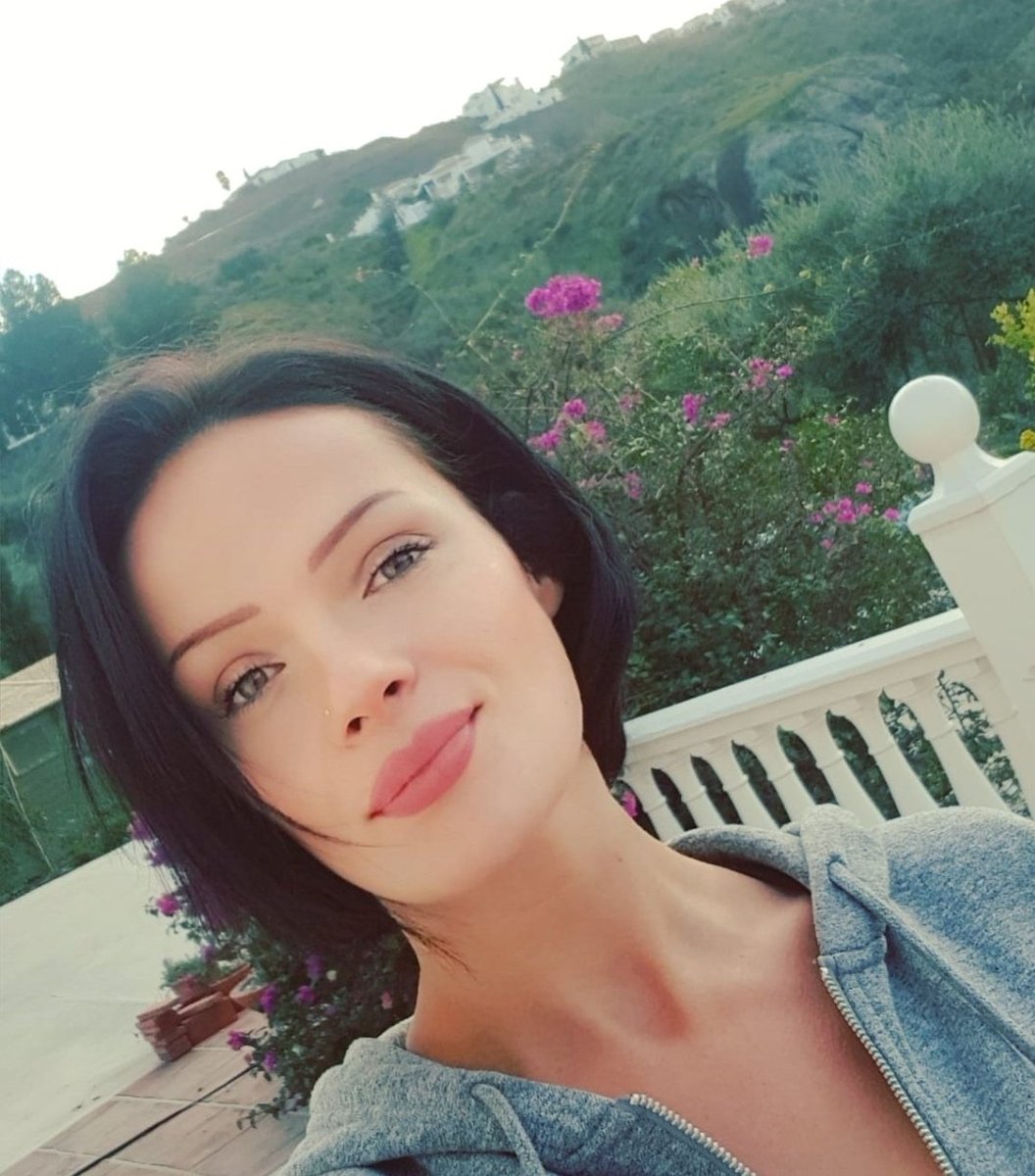 Every year you make a resolution to change yourself. This year, make a resolution to be yourself. 🩷