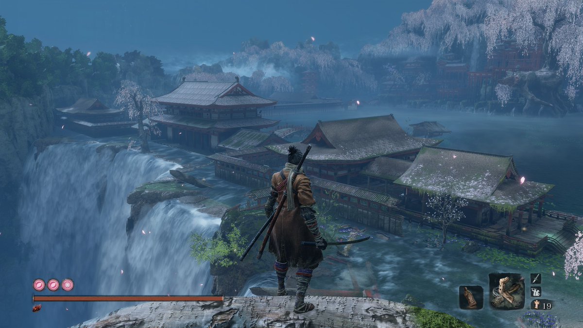 roshun_ramduth's tweet photo. @thegameawards Sekiro https://t.co/8qW5CpagEa