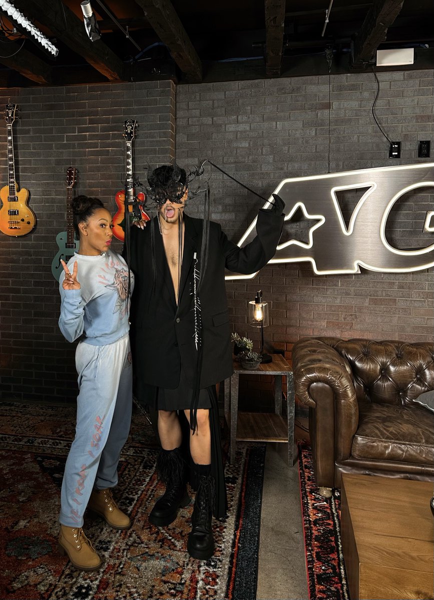 SHELDON RILEY tweet media