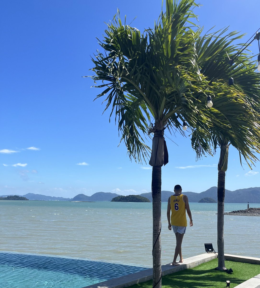 100visages 🎭 ۞ tweet media