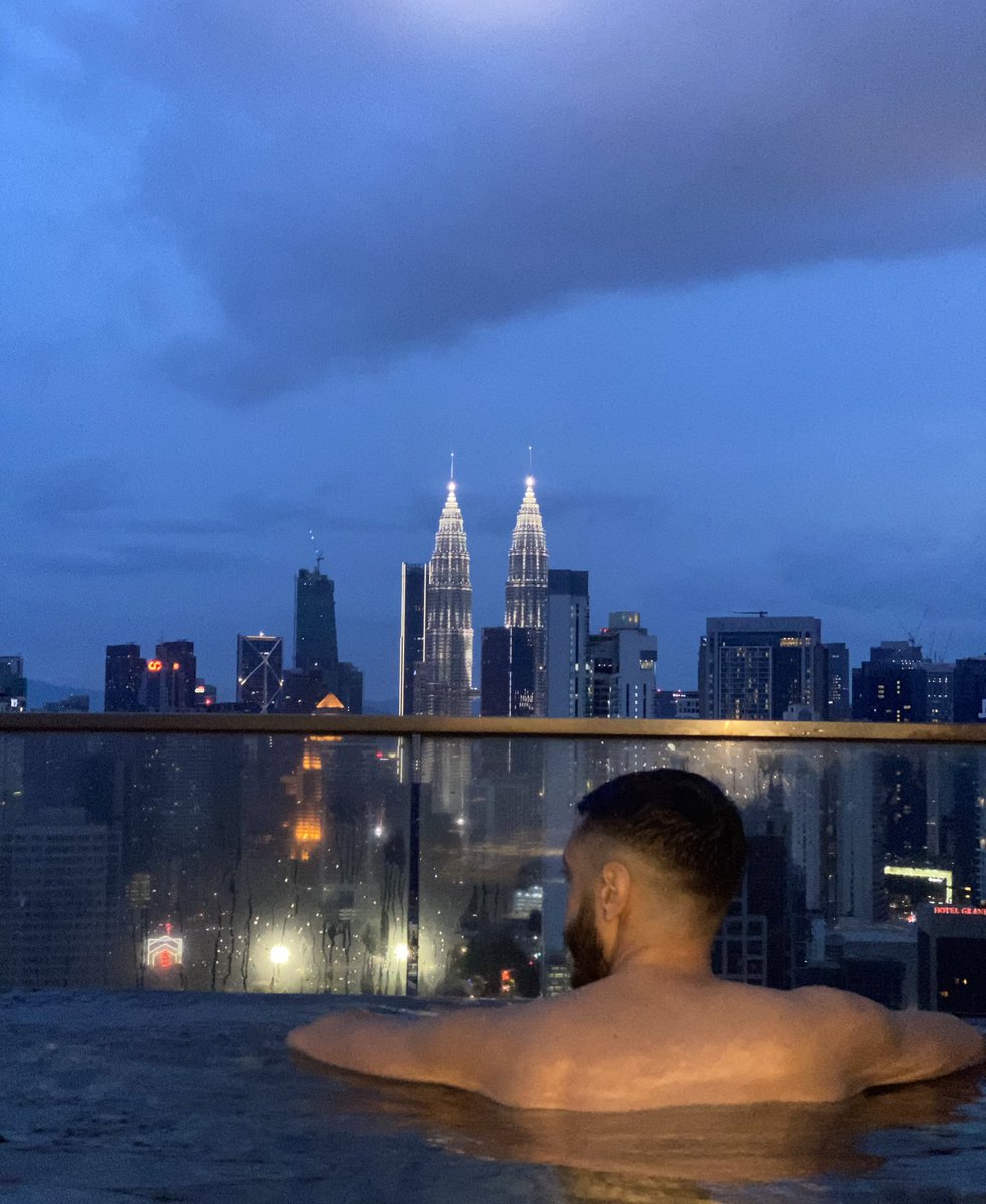 100visages 🎭 ۞ tweet media