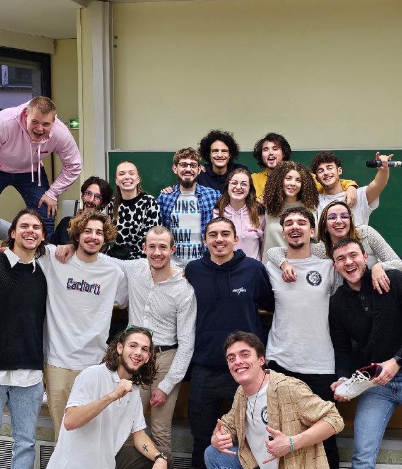 L’ADESA vous souhaite une merveilleuse année 2024. 

Nous continuerons notre engagement associatif étudiant pour défendre nos droits

Nous continuerons de soutenir <a href="/La_FAGE/">FAGE</a> et l’<a href="/ANESTAPS/">ANESTAPS</a> visant l’émancipation des jeunes et plus particulièrement PAR et DANS le sport ✊🏼