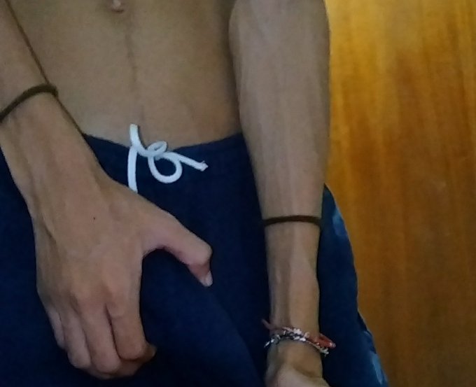 FELIZ A&Ntilde;O PARA TODOS 🎇  ☆ ☆ ☆ Si das RT te debo un beso ;)  . (o algo mas...) https://t.co/HFlmVx5uD