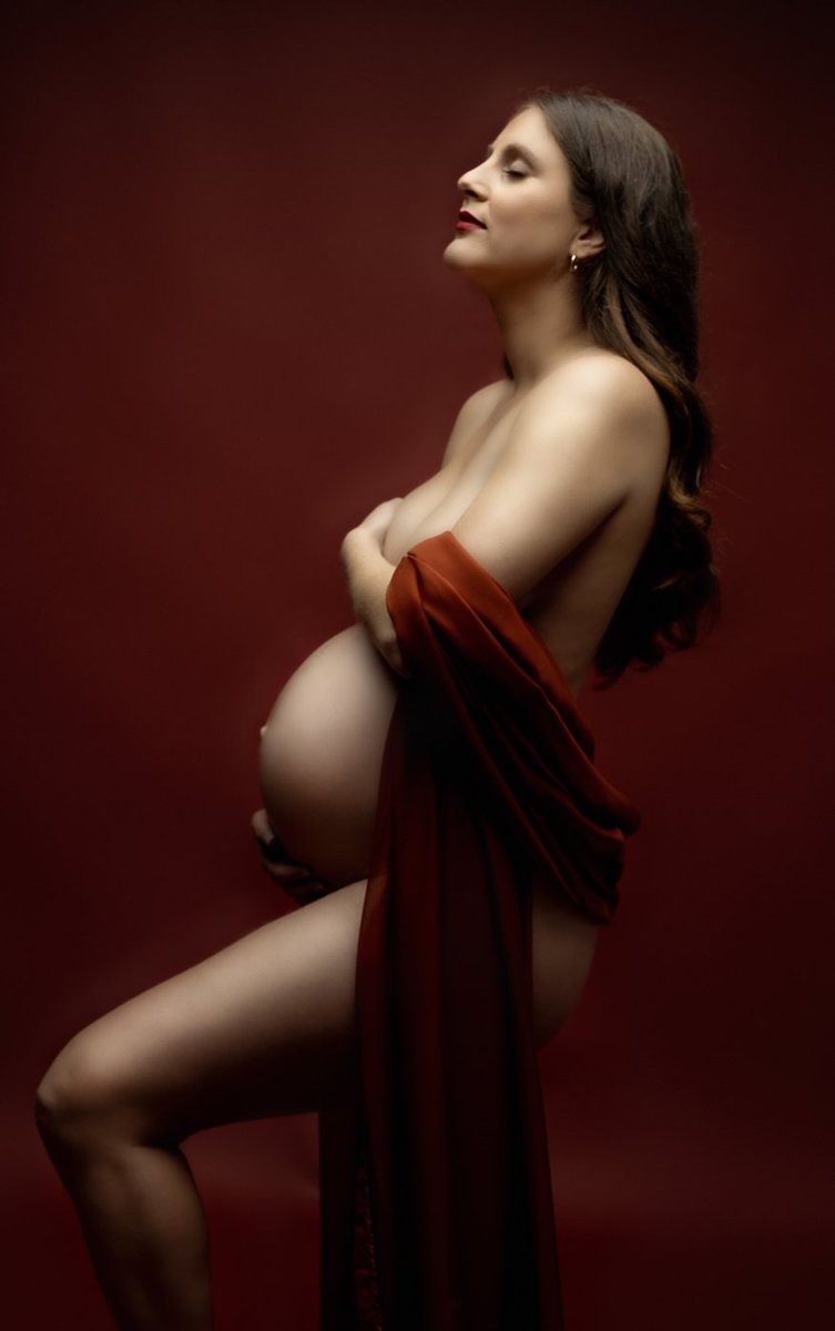 Erinrdoppelt's tweet photo. Are all women traumatized from the birth of their first child?

I asked my mom.
I asked my mother in law.
I asked my best friends.
I asked my lactation consultant. 

Some said yes, others said no

It makes me wonder: Do we all lie to each other? https://t.co/TQklaS5Npw