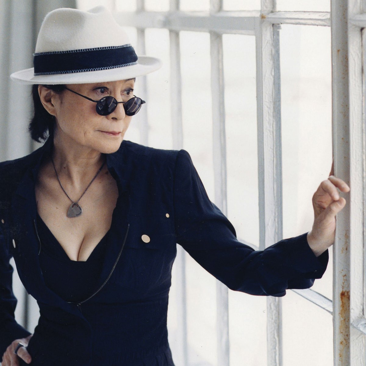 AFFIRMATION FOR NEW YEAR AND BEYOND
Thank you, thank you, thank you
Our planet is healthy and whole
Every part of the planet is revitalized and healed.

We, the people of Earth
See clearly, hear clearly, think clearly  
Express and communicate our thoughts clearly
Spiritually,