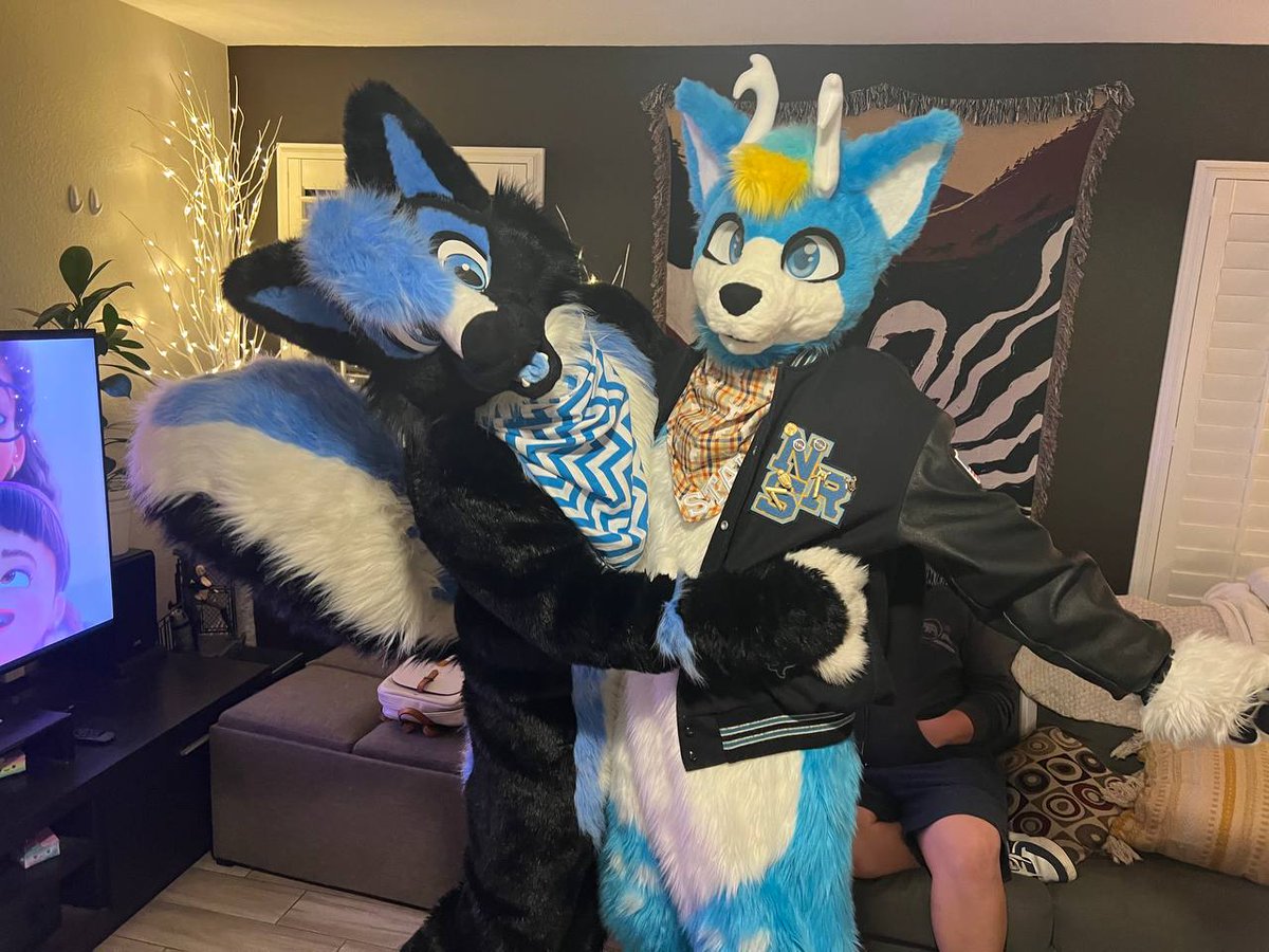 Happy nude deer! Love you <a href="/DustyFotter/">Runu 🦨</a> I had a great time
📸 <a href="/MulliganOtter/">Mulligan Otter</a>