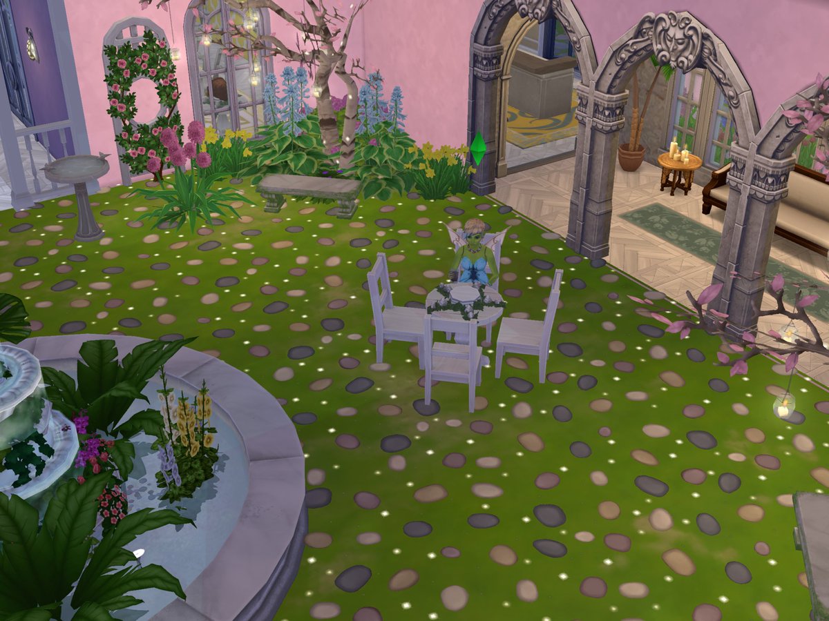 MrsM_Sims's tweet image. Courtyard at night