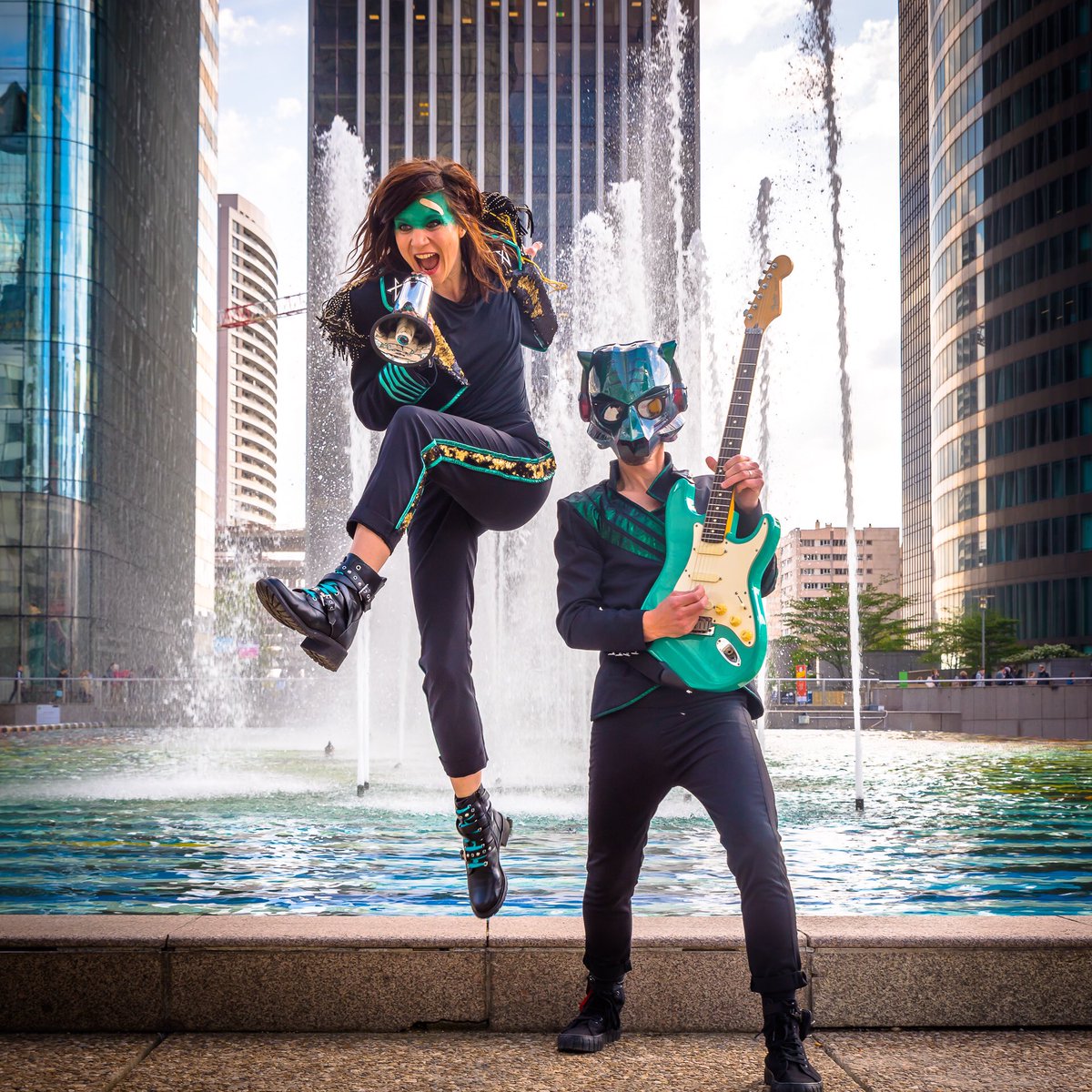 GeneralePery's tweet image. Bye Bye 2023 ! 
On vous souhaite un "jump" interstellaire vers 2024 et beaucoup d'amour ! 

#GeneralePery #PrGrMr #karant9pas #HappyNewYear #HappyNewYear2024 

(c) Eric Bongrand