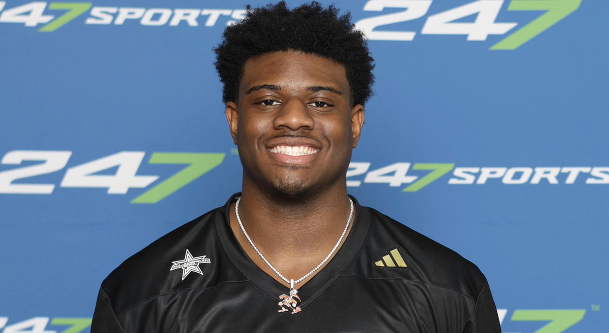 There was a time when #NotreDame was the team to beat for five-star defensive tackle Justin Scott. My Crystal Ball was on the Fighting Irish. At the time, it was right. More on that from Scott during check-in at the All-American Bowl. Story 247sports.com/college/notre-… @247Sports