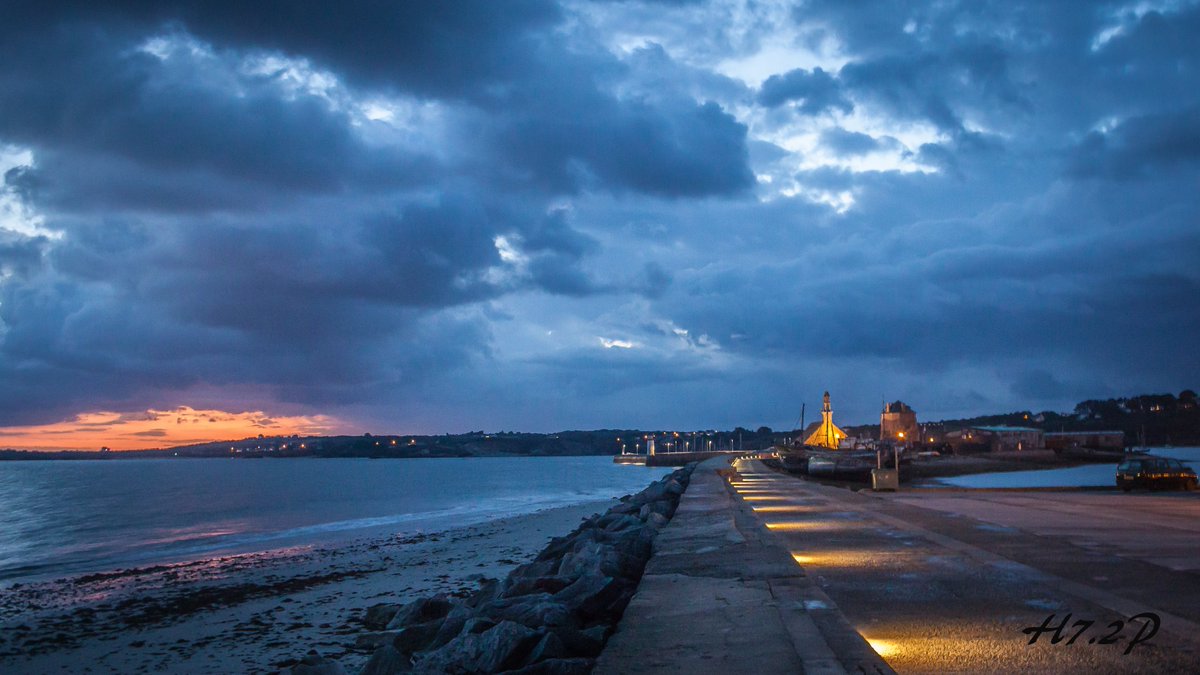 Camaret Chapelle Notre Dame de Rocamadour Tour Vauban
#bretagne #breizh #bretagnetourisme #igersbretagne #destinationbretagne #bretagne_focus_on #bestofbretagne #breizhpower #breizh_vibes #bretagnesud #finistere #finisteresud #finisteretourisme #camaret #vauban #tourvauban