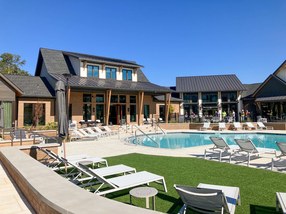 SilverStudioAr2's tweet photo. As we begin our 6th year, we reflect on the five projects that came to life in 2023. We look forward to doing it all again in 2024. Happy New Year!

#silverstudioarchitects #atlantaga #multifamily #teamwork #happynewyear #newyear #reflection #collaboration #thankful https://t.co/WcjcZ97YoT