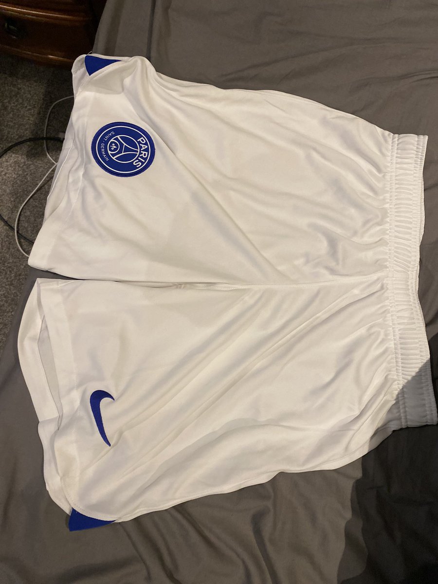Ni96Shirts's tweet photo. PSG SHORTS M BNWT £18 posted https://t.co/FiasMEpz35