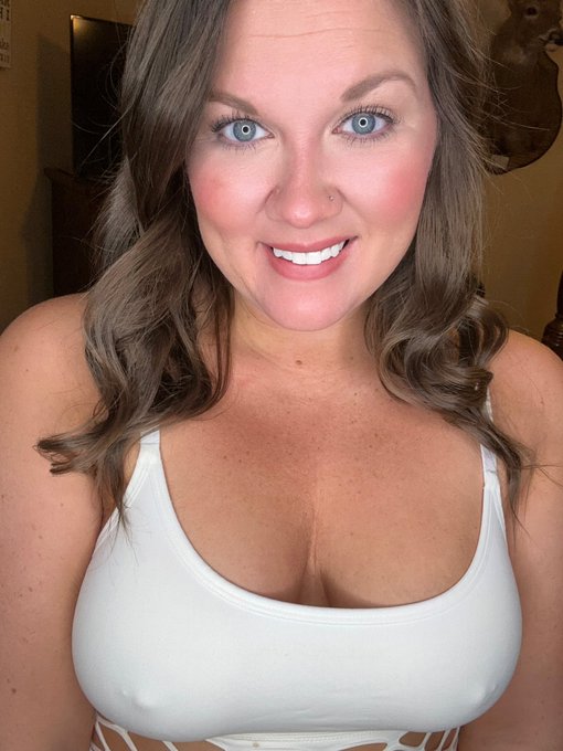 Can you spot the beautiful new additions? 😉😜 https://t.co/uoUZ2fUkSi